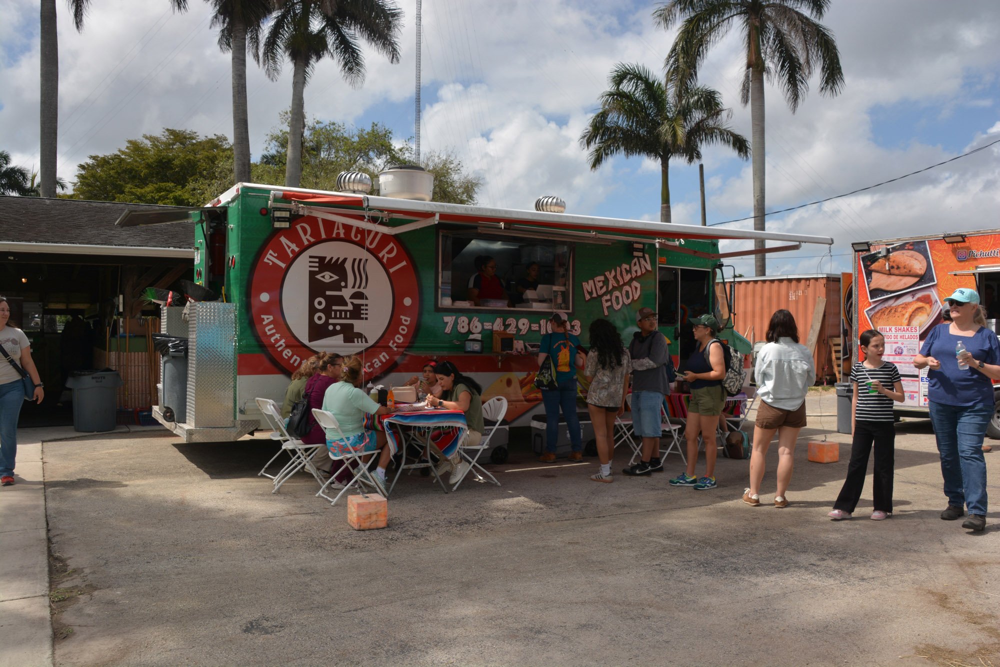 South Florida SPCA Food Trucks - Tariacuri